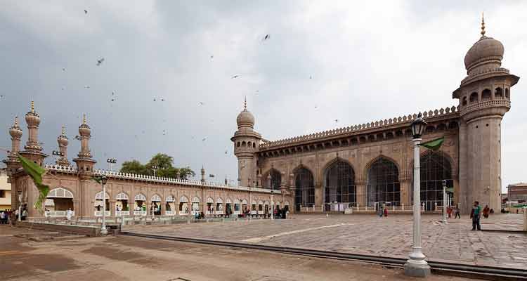 Places to Visit Hyderabad Mecca Masjid