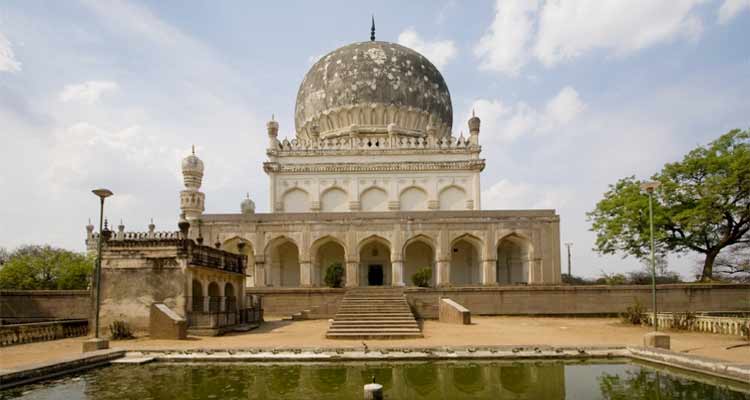 Places to Visit Hyderabad Qutub Shahi Tombs