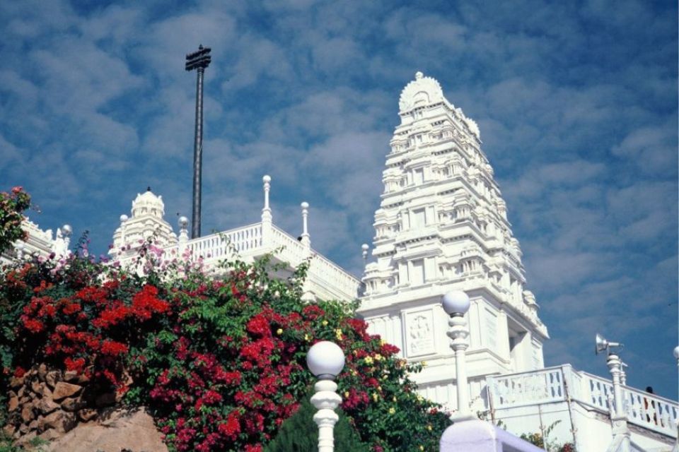 A Pleasant Hyderabad Tour Package 2 Nights / 3 Days